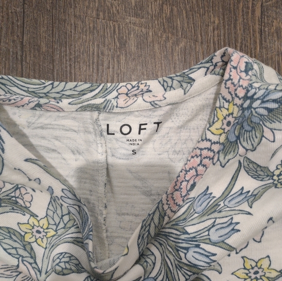LOFT floral print blouse, short sleeves - S - Picture 6 of 9